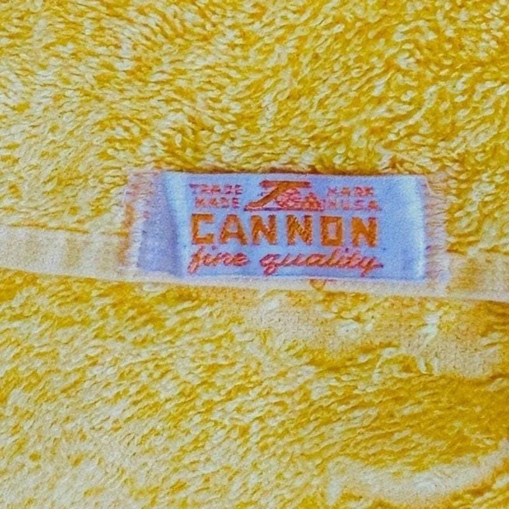 VintageCannon‎ Towel Set Yellow with Lavender Crochet Ribbon Basket Applique